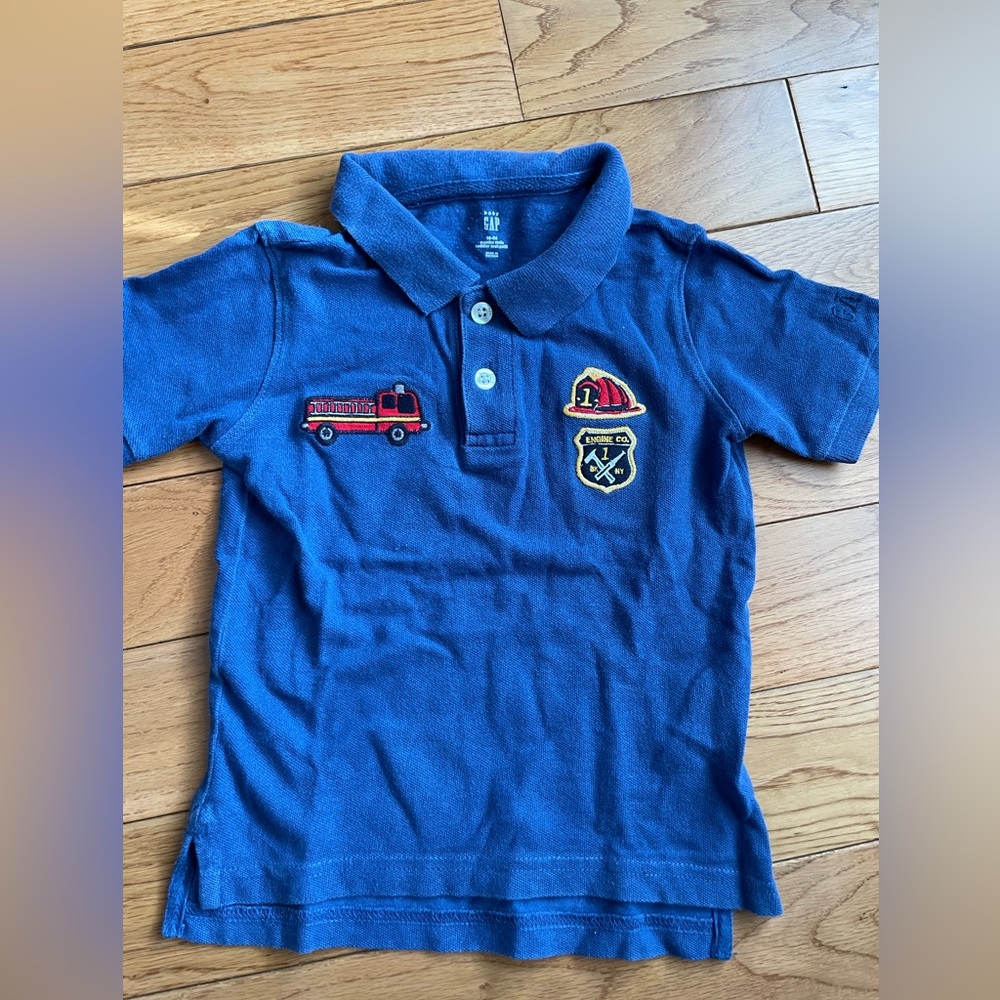 Gap And Old Navy shirts preloved 18 to 24 M